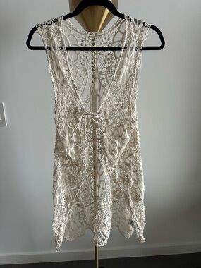 Accessorize - Cream Crochet Lace Open-Front Vest - XS